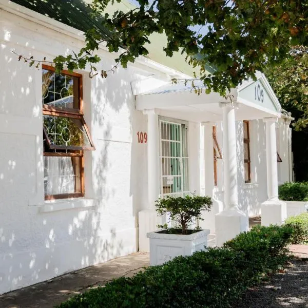 Somerset Lodge, hotel in Somerset East