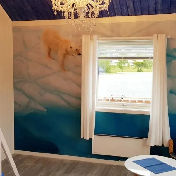 Båtsfjord Rorbuer, hotel in Båtsfjord
