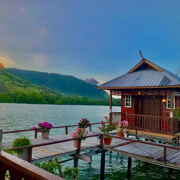 Parapat Water Village Resort, hotel v destinaci Semporna