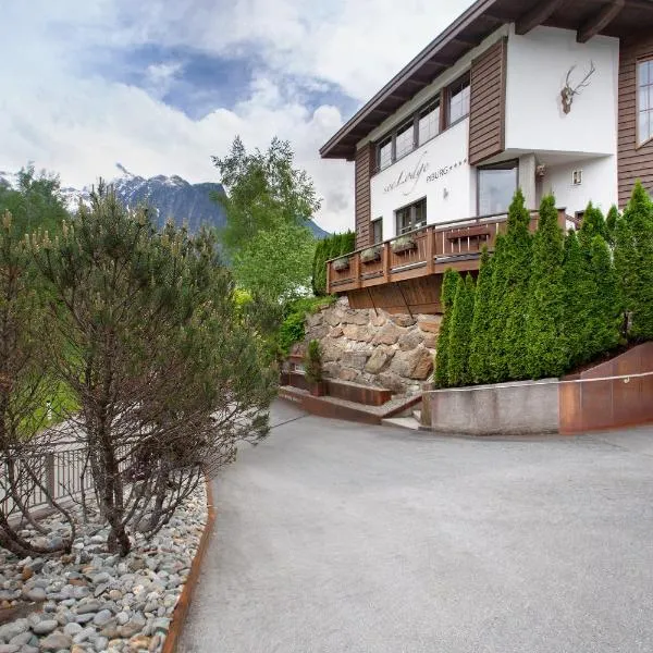 Ferienhaus Plattner, hotel v destinaci Oetz