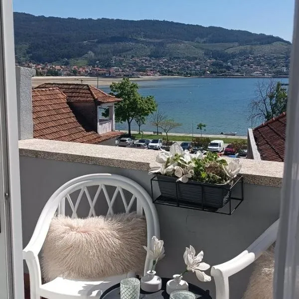 Rincón del Mar Vacacional, Céntrico,Terrazas y Vistas a la Ría de Vigo, hotel em Moaña