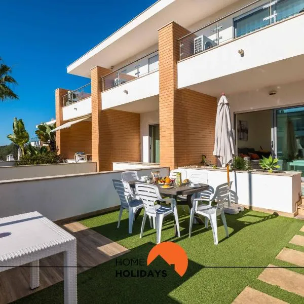 #226 Vila LII by Home Holidays, hotel u gradu Albufeira