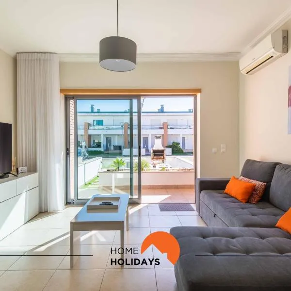 #226 Vila LII by Home Holidays, hotel in Mosqueira