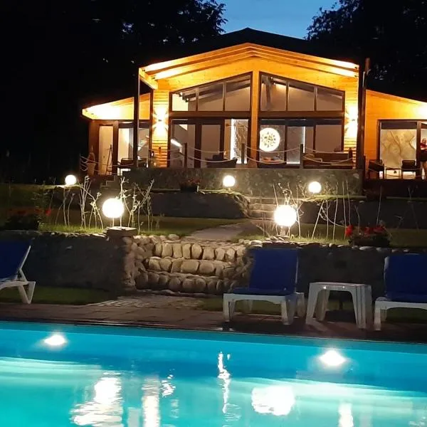 Balada dintre dealuri, Sibiu, Cisnadioara – hotel w mieście Cisnădioara