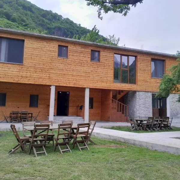 xhovani zelna, hotel in Shkodër