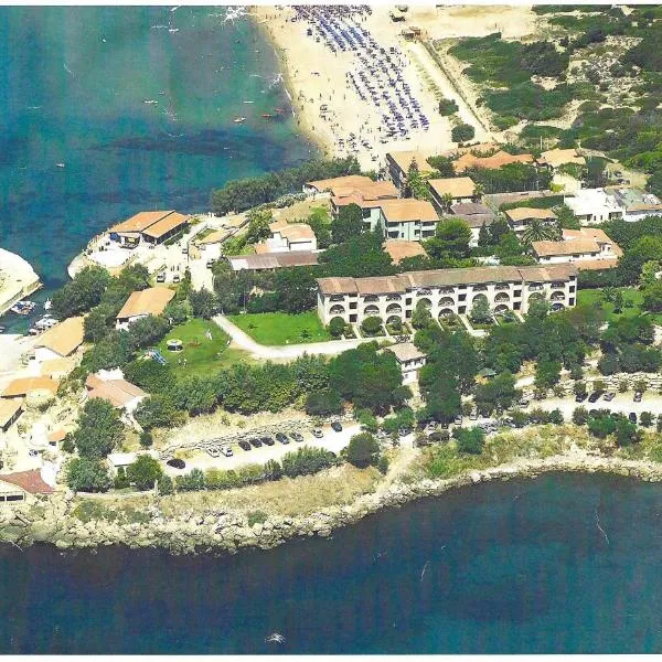 Residence Poseidon Villaggio, hotel v destinaci Isola Capo Rizzuto