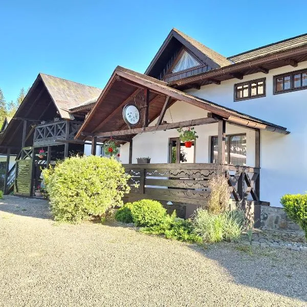 Clematis House, hotel en Voroneț