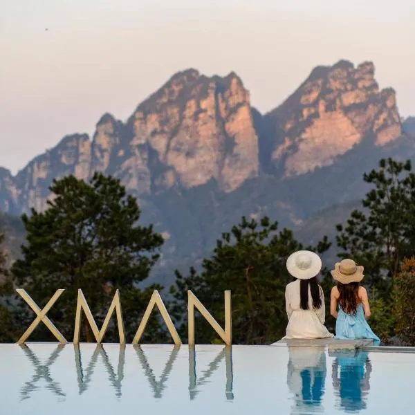 XMAN Valley Sunrise Resort, hotel en Zhangjiajie