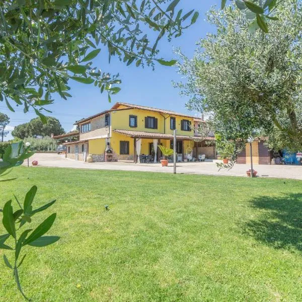 La casa di Lola, hotel v destinaci Monterosi