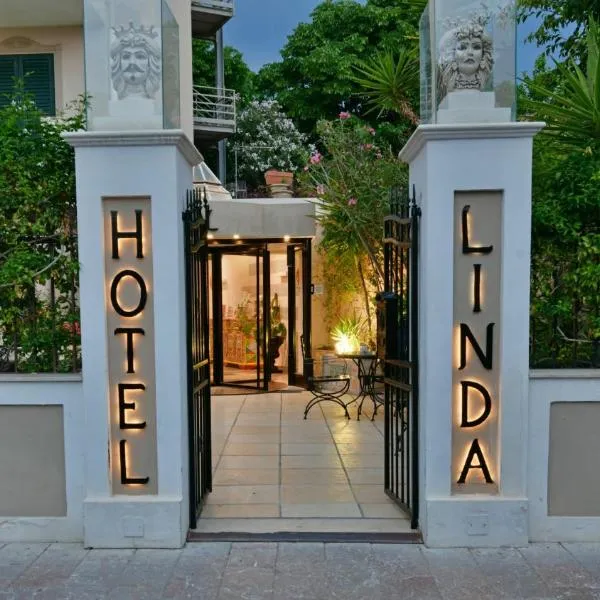 Hotel & Apartments Villa Linda, hotelli Giardini Naxoksessa