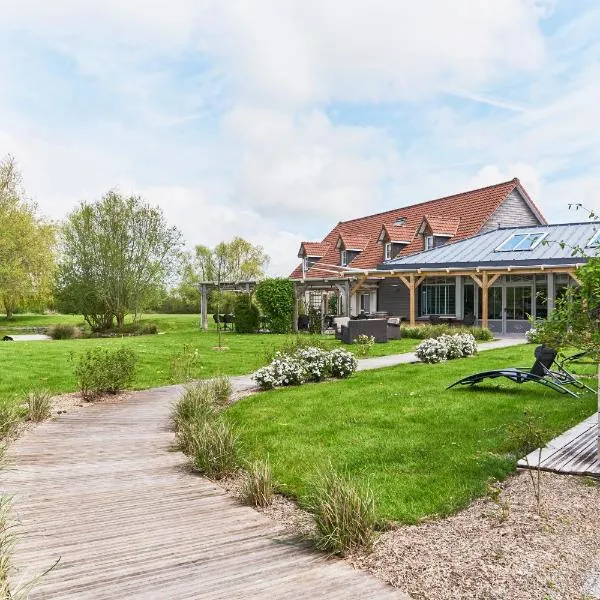 Domaine Les Saules Hôtel Restaurant Spa: Favières şehrinde bir otel