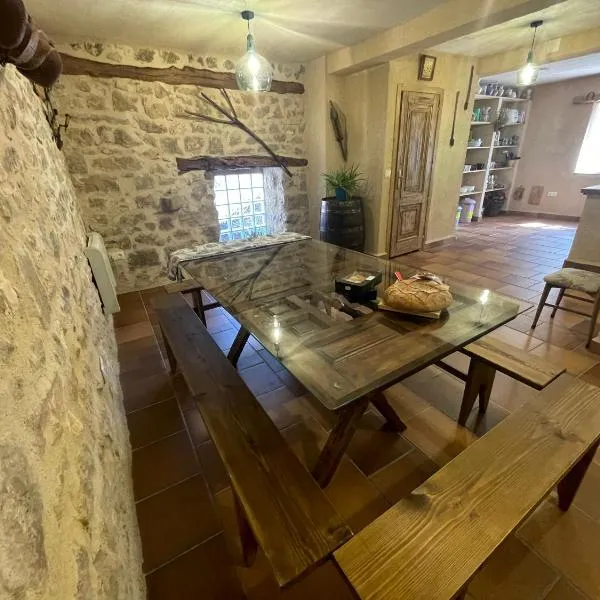 La Casa de mis Padres, hotel a Arahuetes