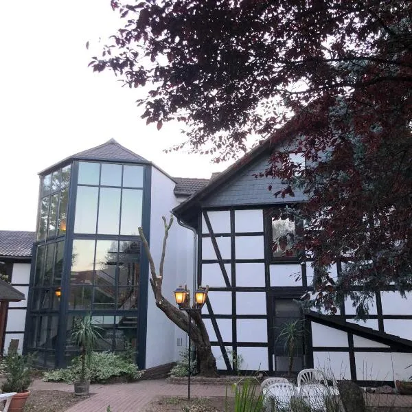 Gästehaus Plattfuss, hotel v destinaci Vechelde