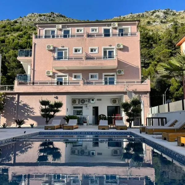 Hotel 'DEL MAR' - Shengjin, hotel v destinaci Shëngjin