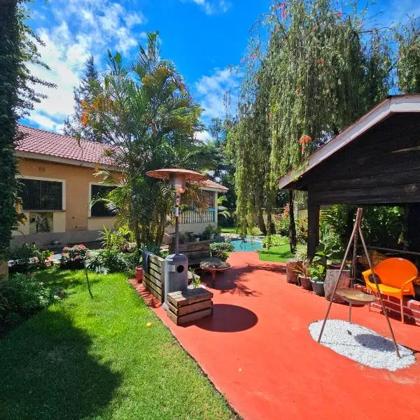 Mazzola Safari House & Backpacking, hotel v destinaci Arusha