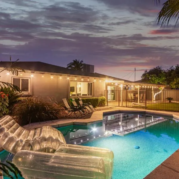 Hot Tub, Heated Pool, Mini Golf, BBQ, 500 Mbps, 50in TV, Old Town, hotel in Scottsdale