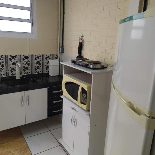 Pousada-Flat-Kitnet Mobiliada c Sala e 40m2 de conforto - Foto 4