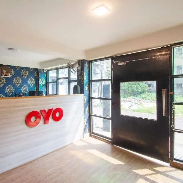 OYO ARV Hotels, מלון בRamnagar