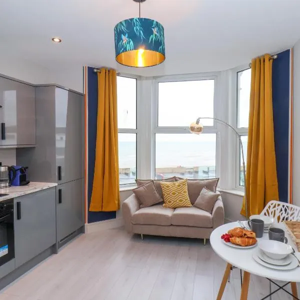 Apt 6 Hunter's Quay, hotel in Bridlington