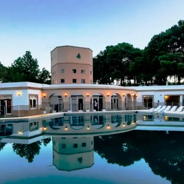 Del Pinar Apart, hotel in Costa del Este