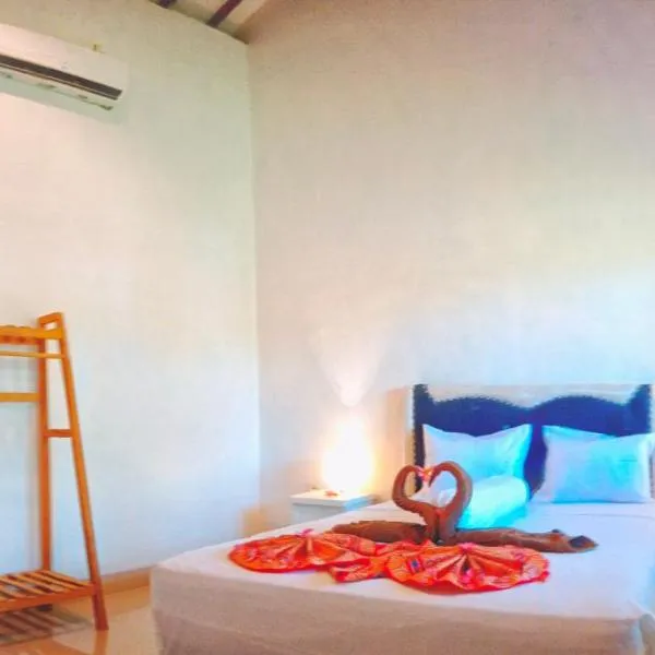 Singon LOMBOK Homestay and Surf, hotel v mestu Selong Belanak