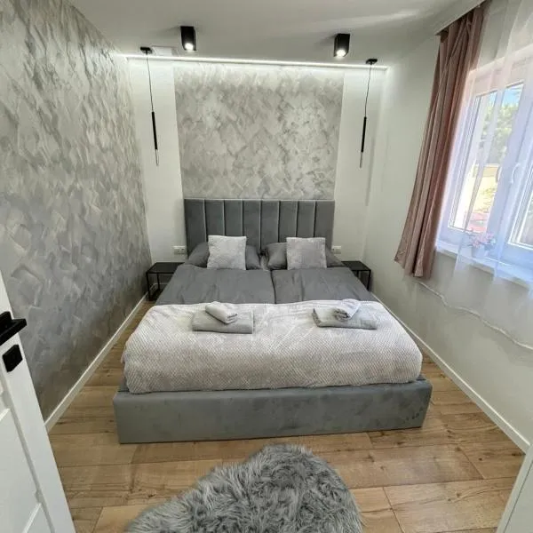 Belvárosi Lux Apartman 2, viešbutis mieste Vašarošnamėnis
