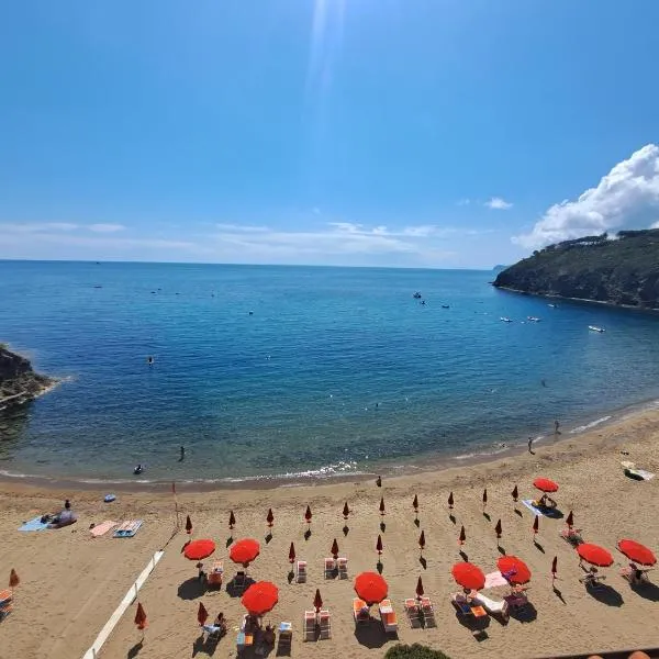 Elba Travels, хотел в Каполивери
