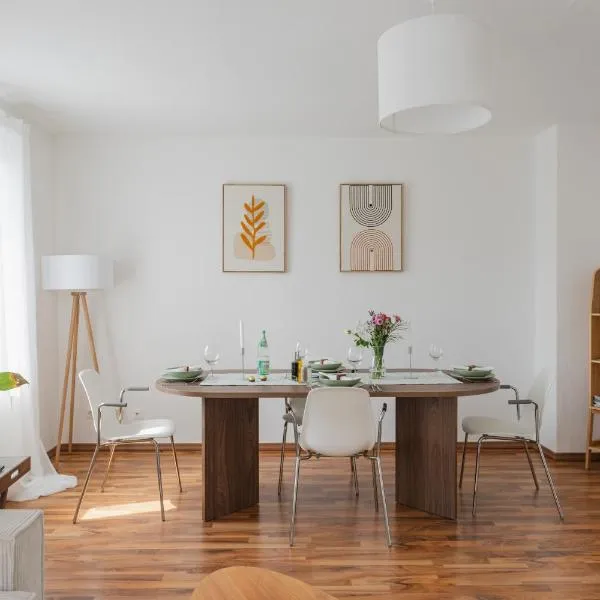 Spa Apartment am Bauhausmuseum, hotel v destinaci Dessau