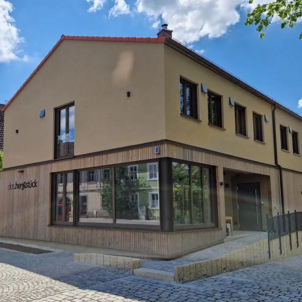 das herzstück - Schaubrennerei, Hausbrauerei & Apartments, hotel v destinaci Burghaslach