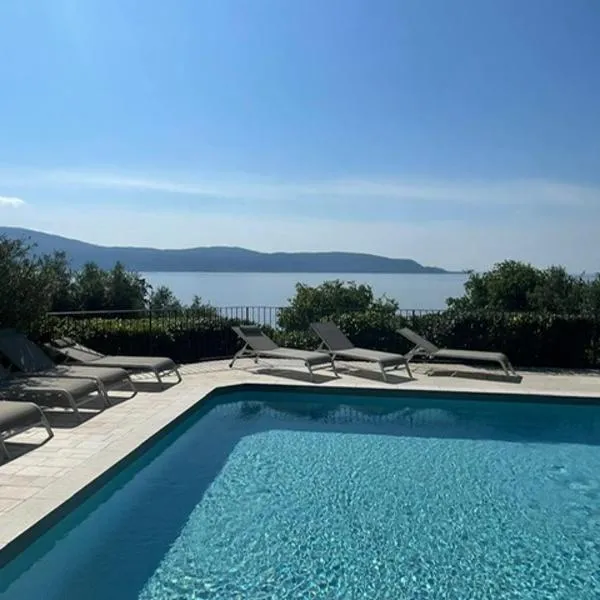 Villa Francesca Toscolano, hotel v destinaci Toscolano Maderno