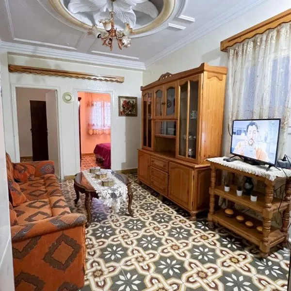 Entire House with private Rooftop, hotel in Al Hoceïma