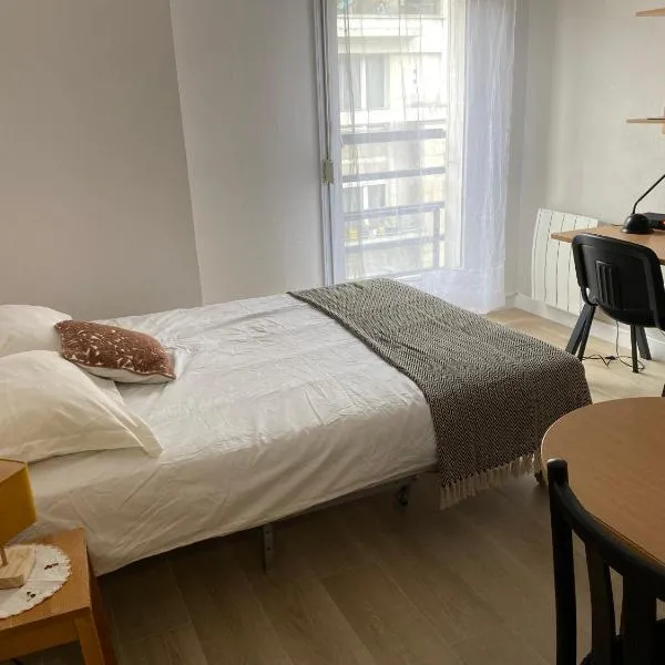 Cosy studio, Hotel in Paris