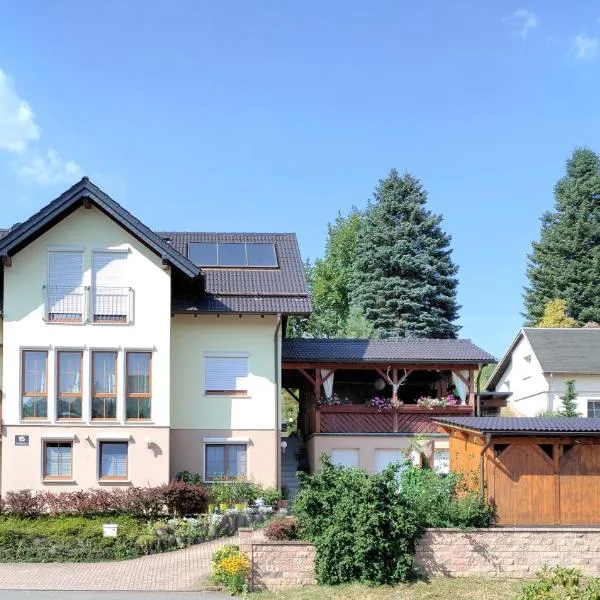 Ferienwohnung 15, hotel sa Kurort Gohrisch