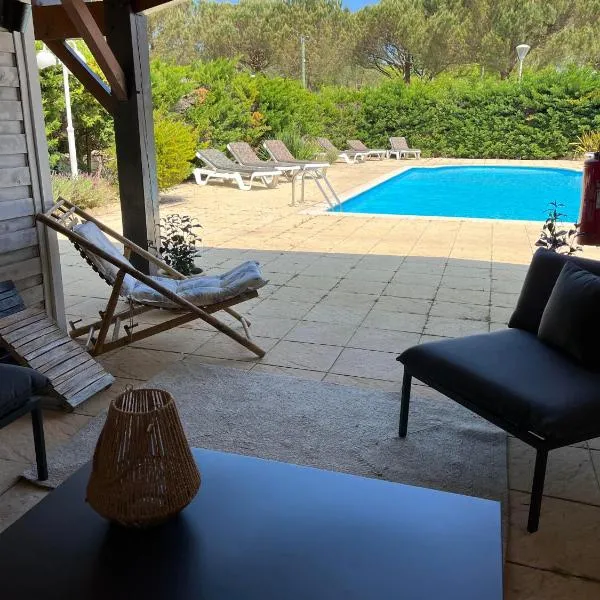 Hotel Cote et Lac, hotell i Biscarrosse