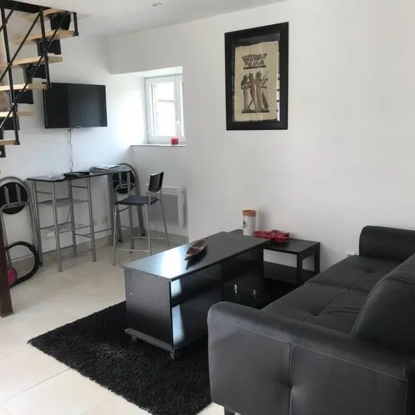 Gîte du Marquès, hotel in Sainte-Brigitte