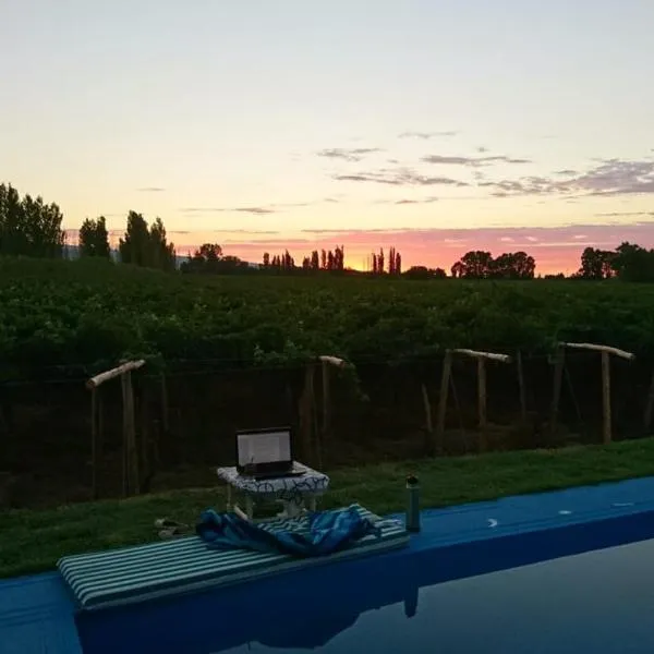 Tres Marías Alto de Sierra San Juan, hotel in Santa Lucía