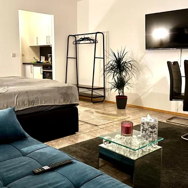 BeeFree Pocking 3 Free Parking Zentral Boxspringbett, hotel v destinaci Pocking