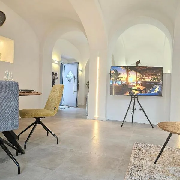Design I Gewölbe I sanierter Pferdestall I EuropaPark I Boxspring I Nespresso I Terrasse I Parkplatz, готель у місті Кіппенгайм