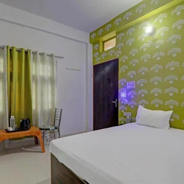 Hotel Surya Inn, hotell sihtkohas Pura Raghunāth