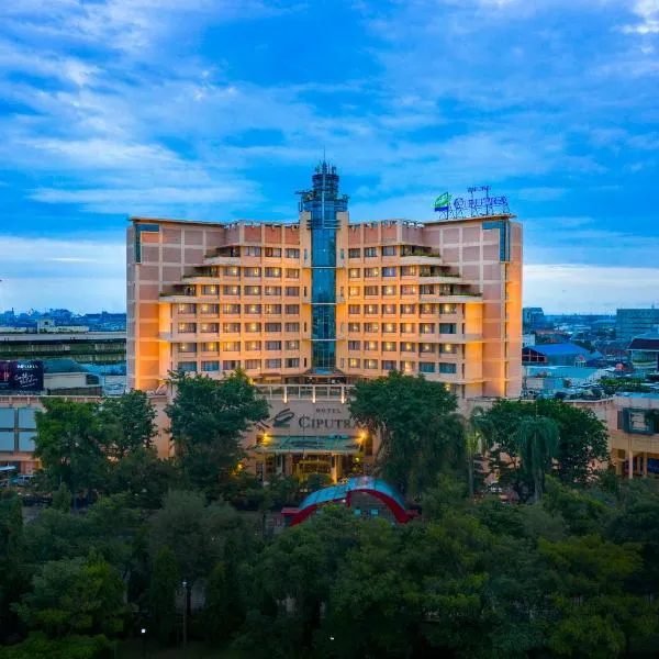 Hotel Ciputra Semarang managed by Swiss-Belhotel International, khách sạn ở Semarang