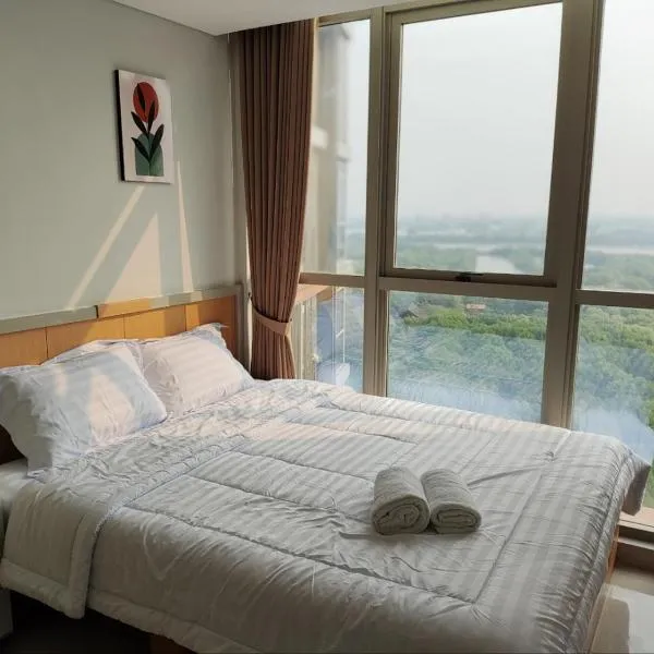 Gold coast apartment Pik, hotel in Jakarta