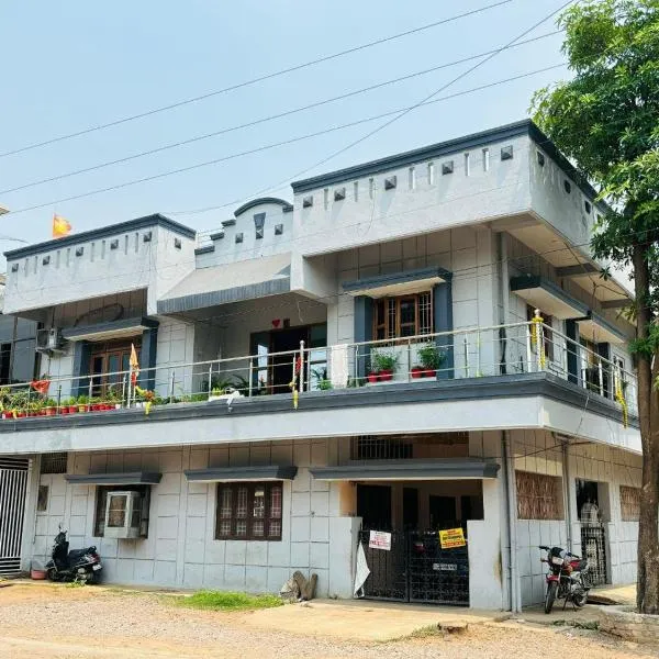 Shukla Guest House, hotel in Durg