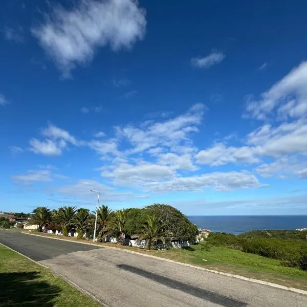 Garden Route Self-Catering, hótel í Dana Bay