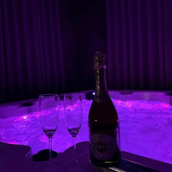 Apartament z Jacuzzi, hotel in Ustroń
