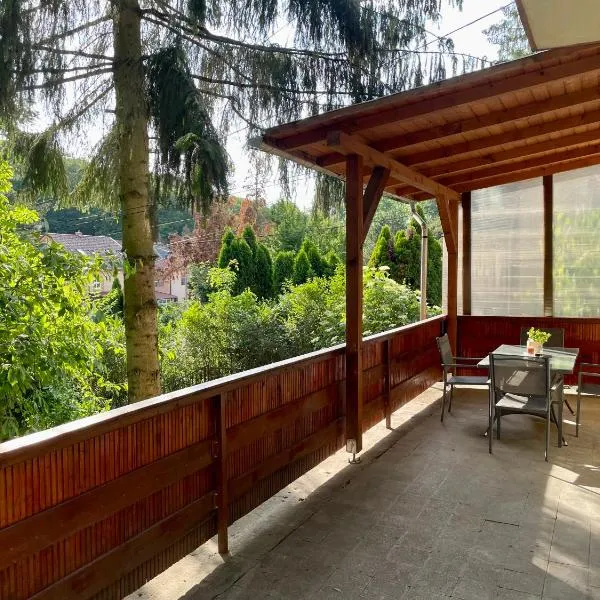 LaBONI Apartman, hotel v destinaci Miskolctapolca