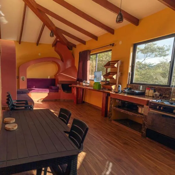 Cabaña Los Guapurús, hotel in Samaipata