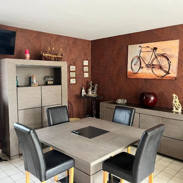 Camping De Collignon, hotel v destinaci Cherbourg en Cotentin