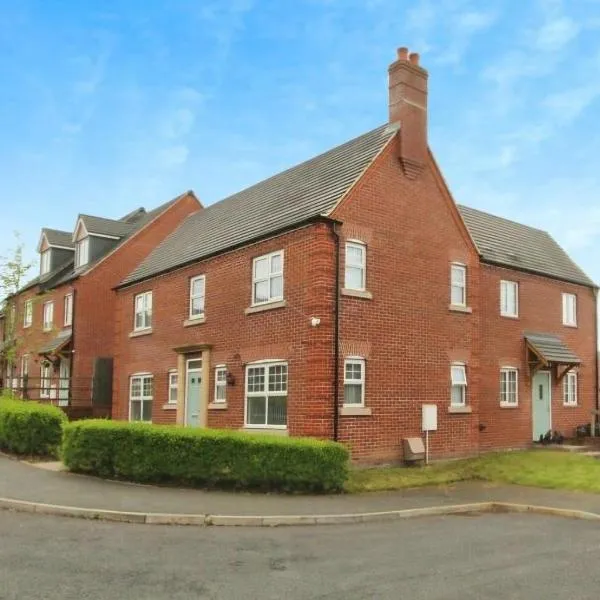 Cosy B & B, hotel in Hugglescote