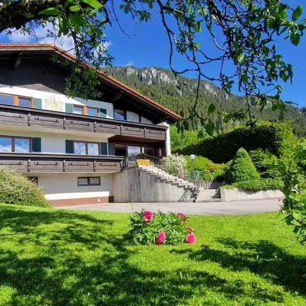Chalet Hosp Reutte, hotel v destinaci Reutte