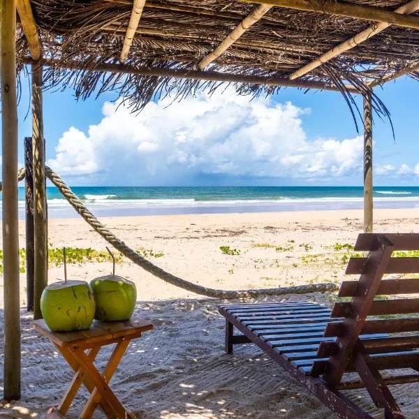 Apartamento pé na areia em Algodões, Península de Maraú Bahia, hotel v destinaci Marau
